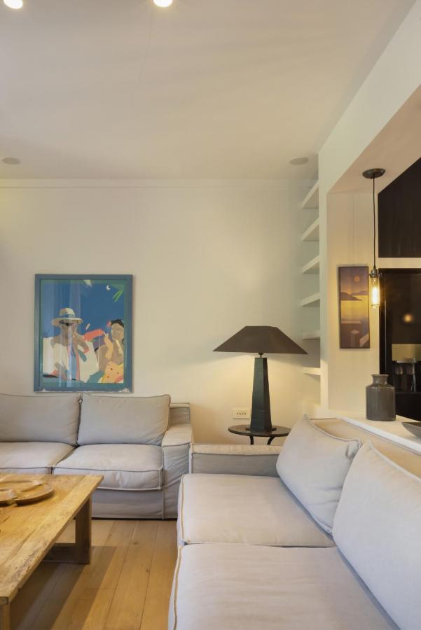 Elegant, Chic, Hip 2 Bedroom W/ Forest View In Athens! المظهر الخارجي الصورة