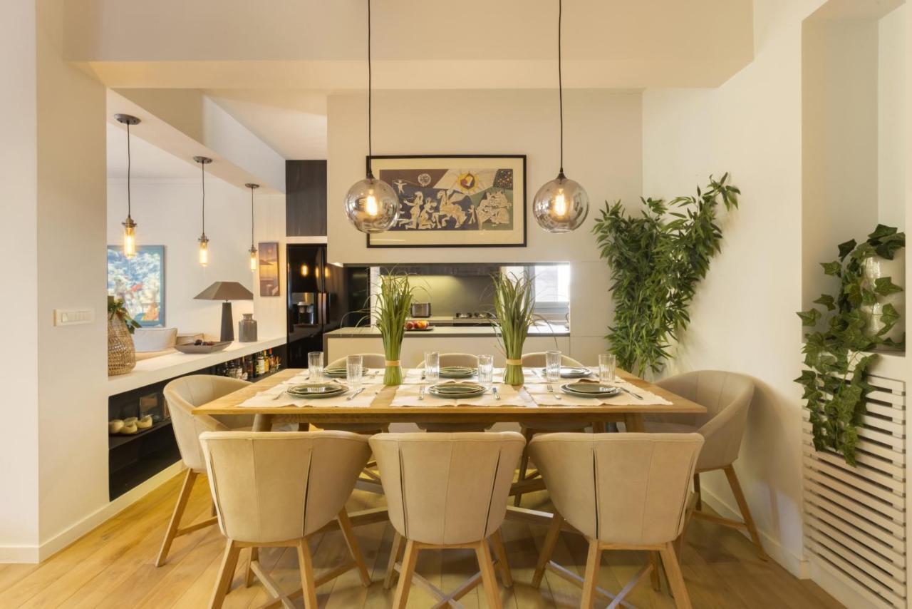Elegant, Chic, Hip 2 Bedroom W/ Forest View In Athens! المظهر الخارجي الصورة
